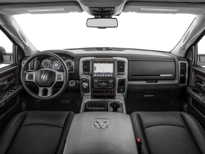 2017 RAM 1500 Laramie Crew Cab 4x2 5'7' Box