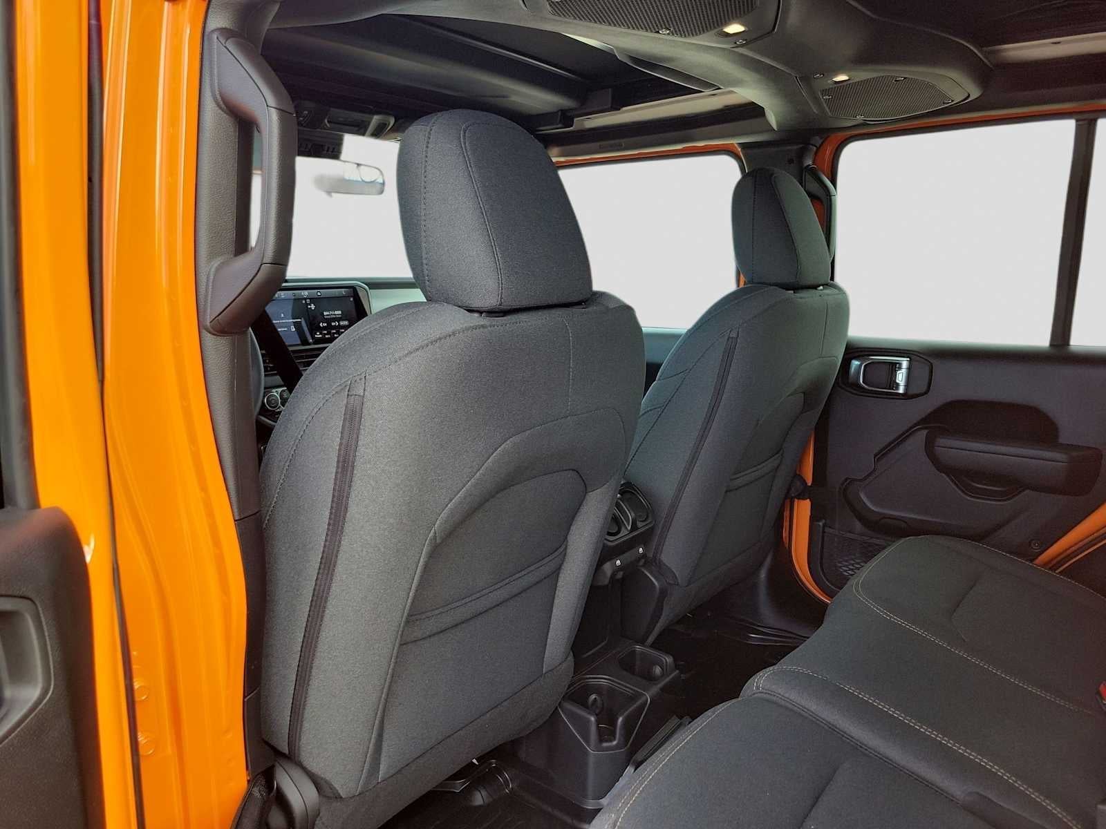 2025 Jeep Wrangler 4-Door Summit 4x4