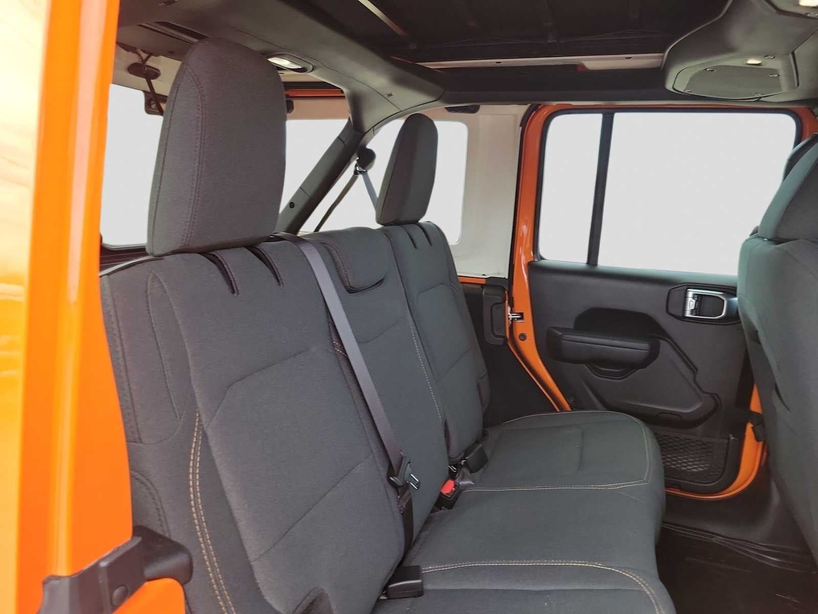 2025 Jeep Wrangler 4-Door Summit 4x4