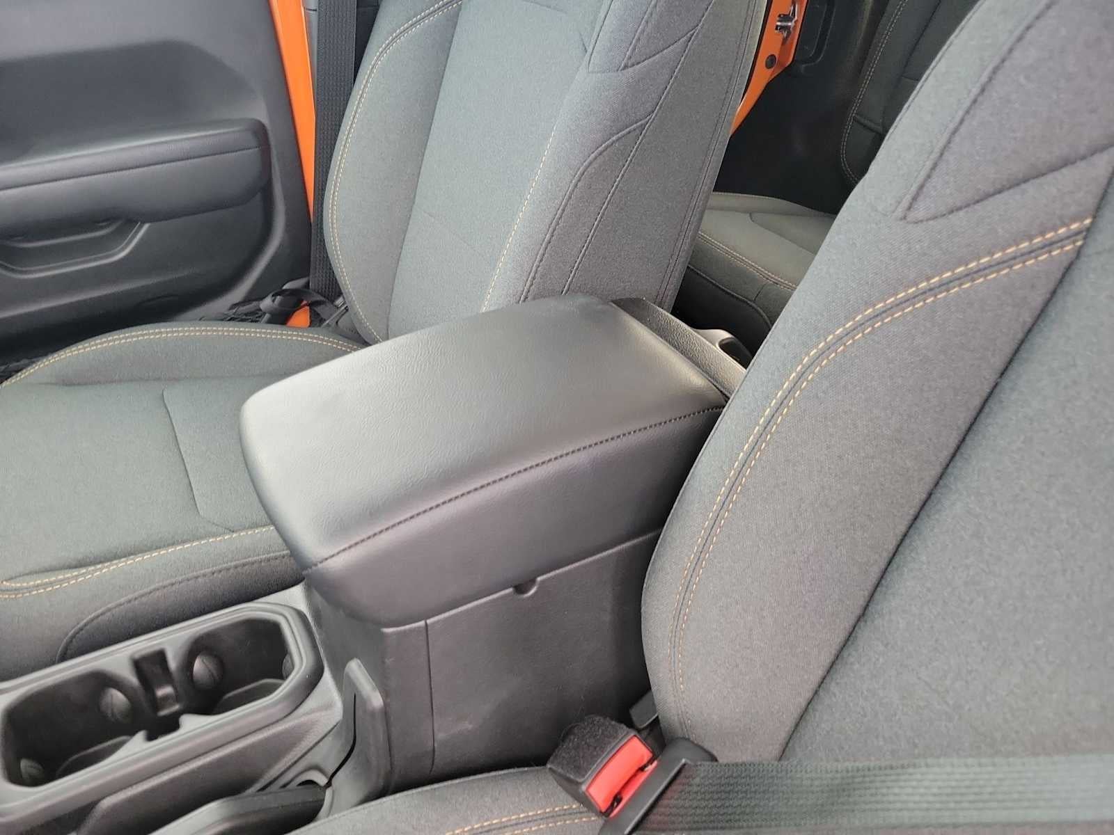 2025 Jeep Wrangler 4-Door Summit 4x4