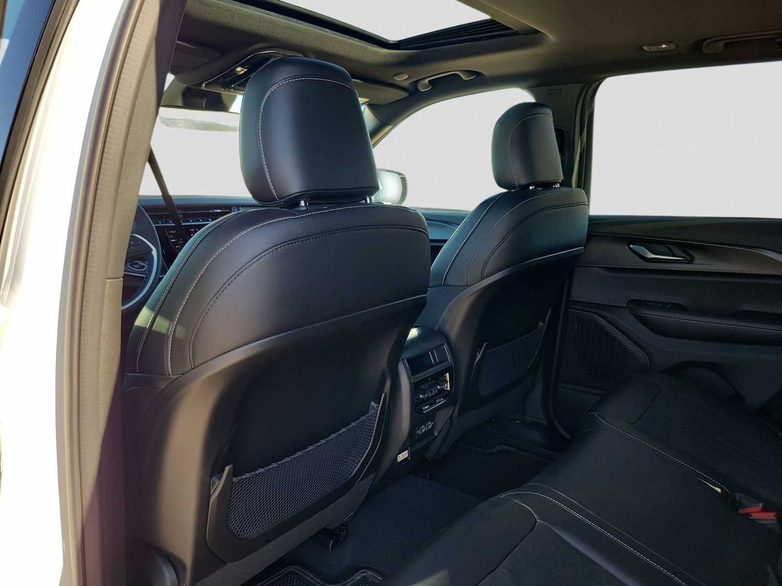 2025 Jeep Grand Cherokee GRAND CHEROKEE ALTITUDE X 4X2