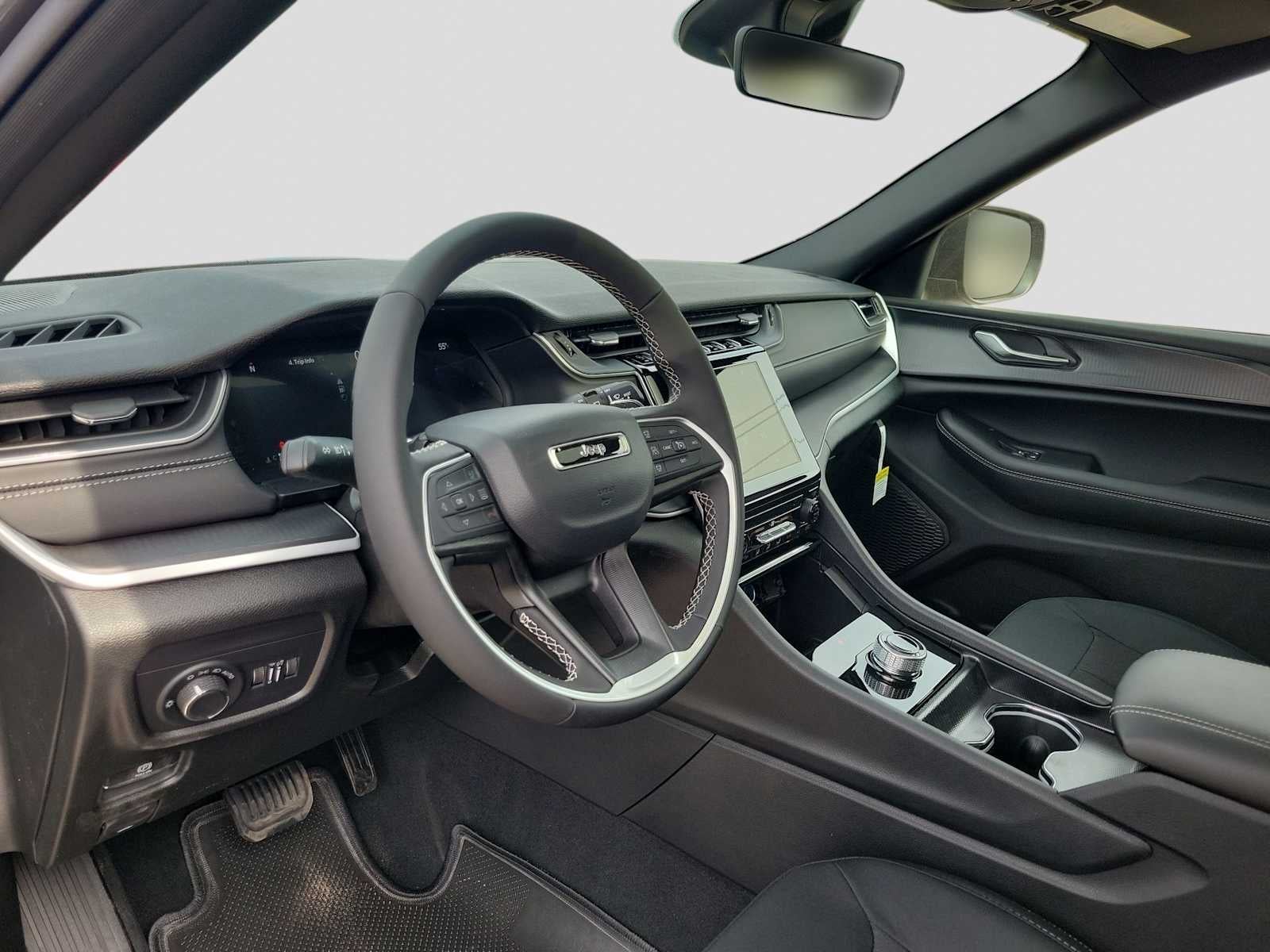 2025 Jeep Grand Cherokee GRAND CHEROKEE LAREDO X 4X2