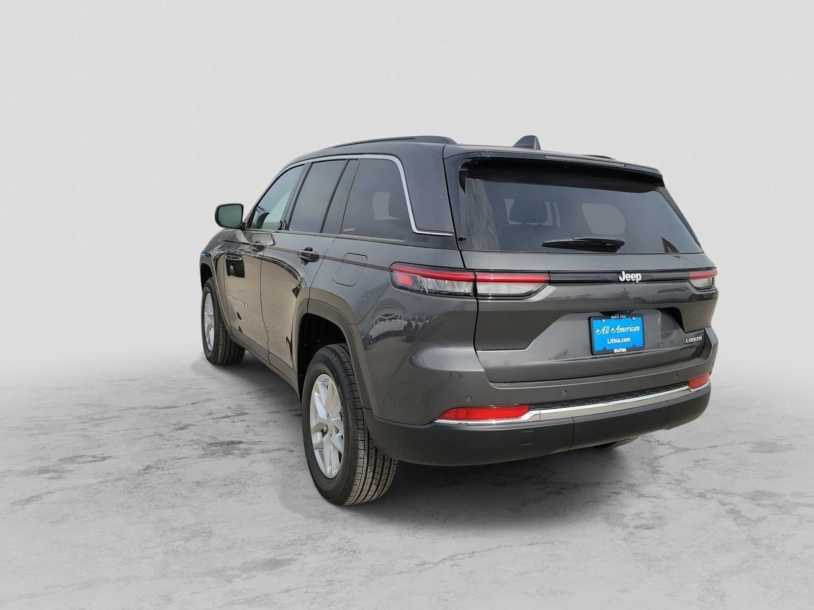 2025 Jeep Grand Cherokee GRAND CHEROKEE LAREDO X 4X2