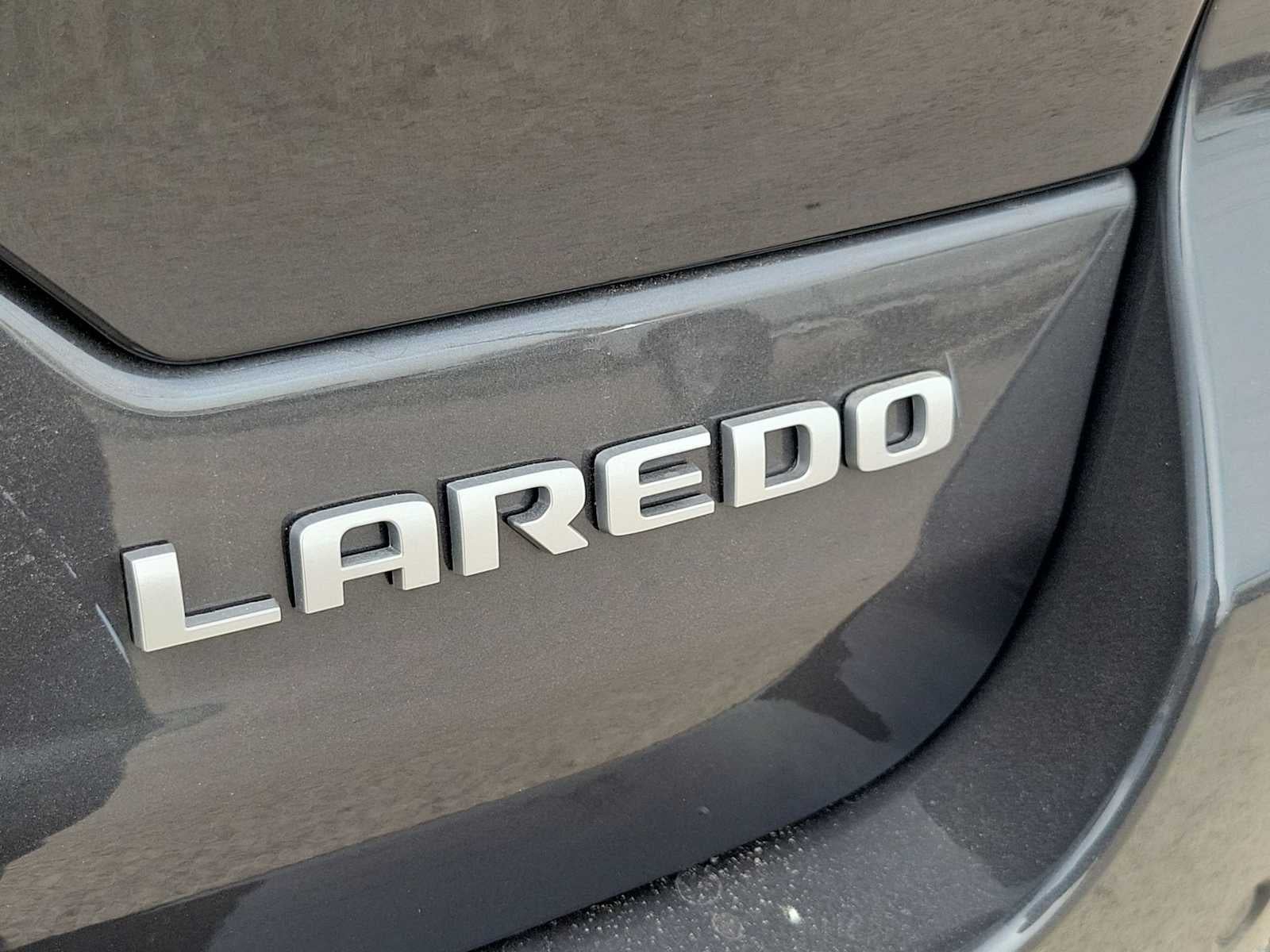 2025 Jeep Grand Cherokee GRAND CHEROKEE LAREDO X 4X2