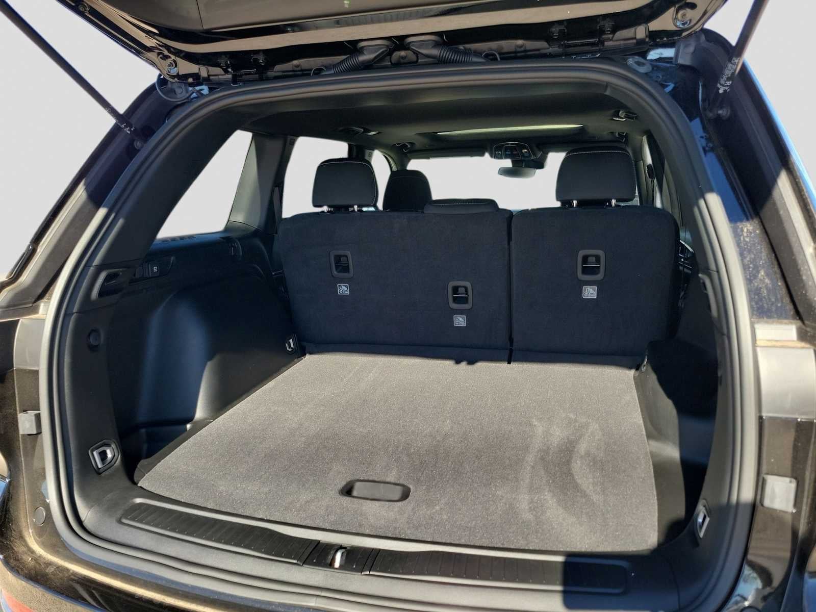 2025 Jeep Grand Cherokee GRAND CHEROKEE LAREDO X 4X2