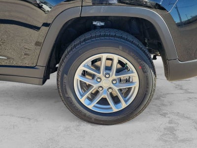 2025 Jeep Grand Cherokee GRAND CHEROKEE LAREDO X 4X2