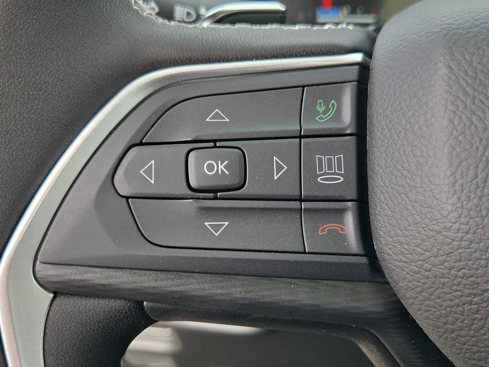 2025 Jeep Grand Cherokee GRAND CHEROKEE ALTITUDE X 4X2