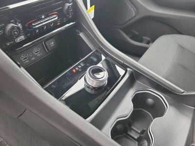 2025 Jeep Grand Cherokee GRAND CHEROKEE LAREDO X 4X2