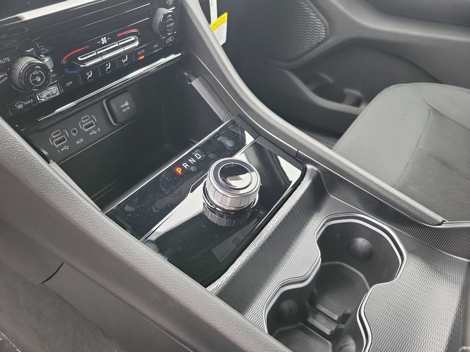 2025 Jeep Grand Cherokee GRAND CHEROKEE LAREDO X 4X2