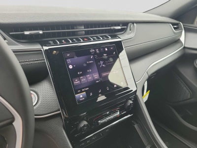 2025 Jeep Grand Cherokee GRAND CHEROKEE LAREDO X 4X2