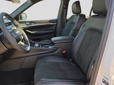 2026 Jeep Grand Cherokee GRAND CHEROKEE LAREDO ALTITUDE 4X2