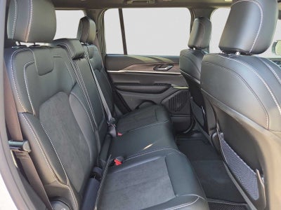 2026 Jeep Grand Cherokee GRAND CHEROKEE LAREDO ALTITUDE 4X2