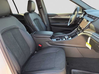 2026 Jeep Grand Cherokee GRAND CHEROKEE LAREDO ALTITUDE 4X2