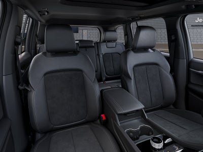 2026 Jeep Jeep Grand Cherokee GRAND CHEROKEE LAREDO ALTITUDE 4X2