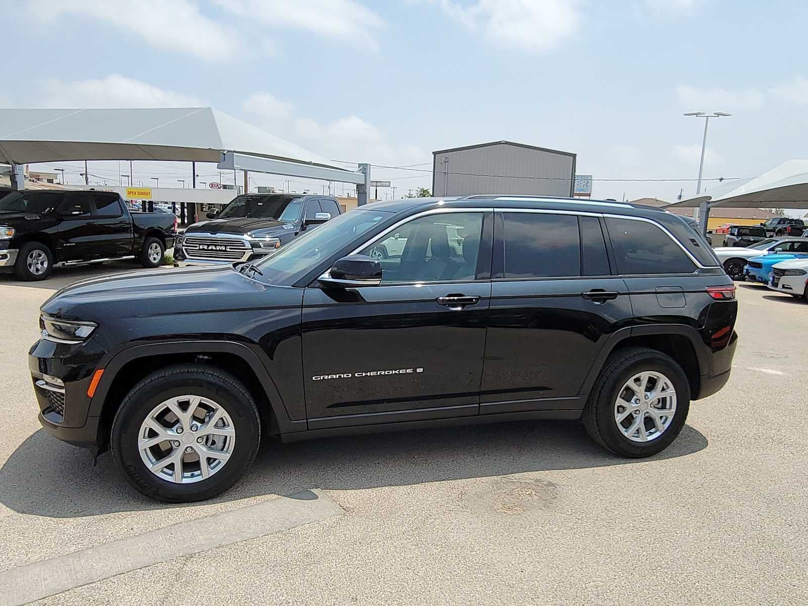 2023 Jeep Grand Cherokee Limited 4x2