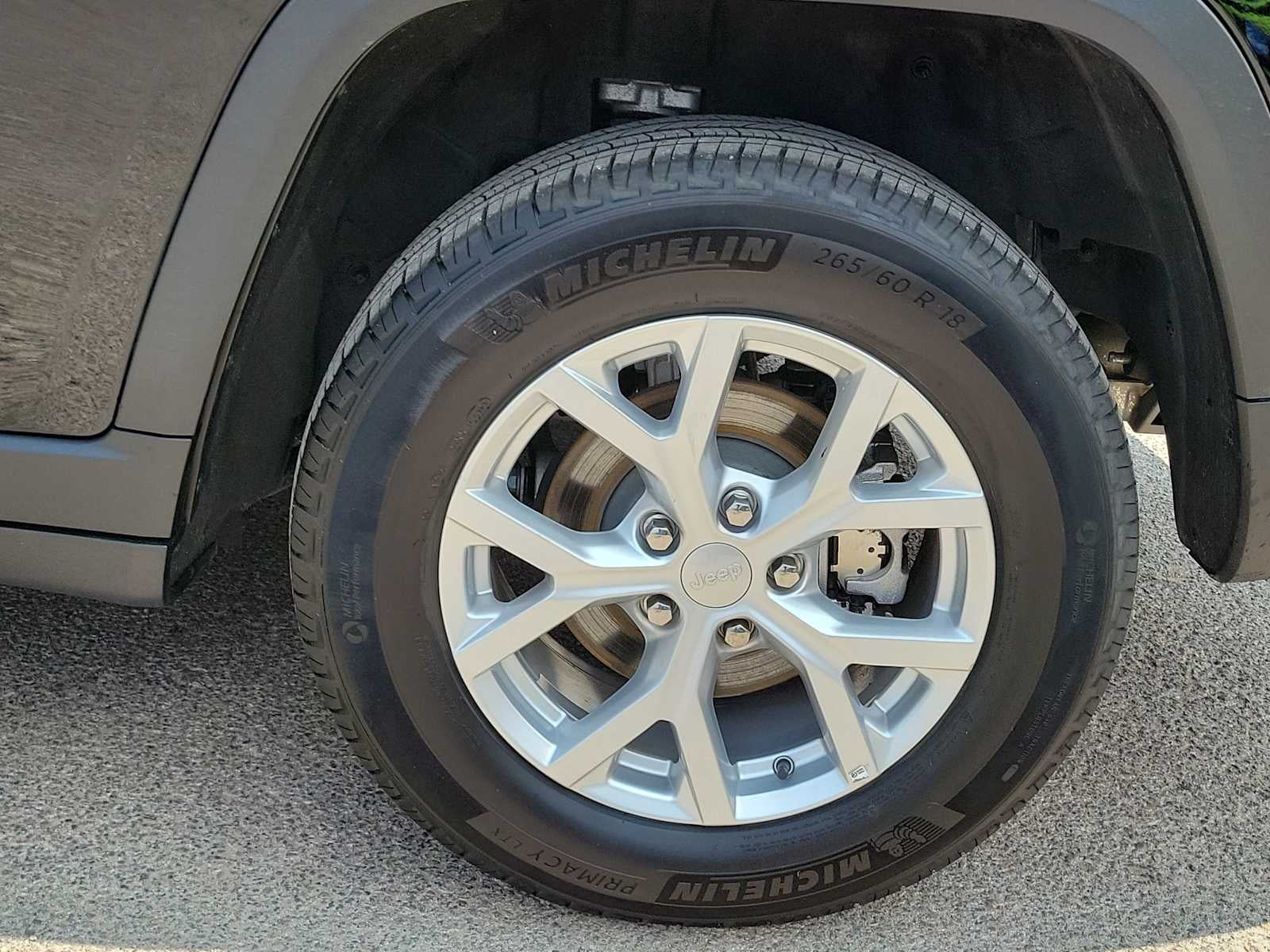 2023 Jeep Grand Cherokee Limited 4x2