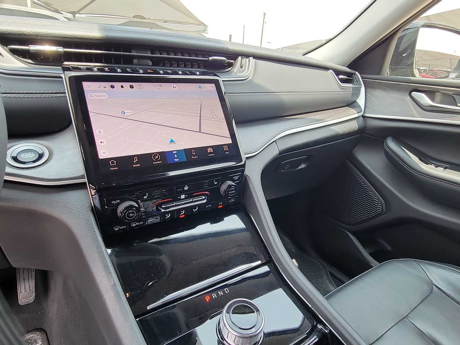 2023 Jeep Grand Cherokee Limited 4x2