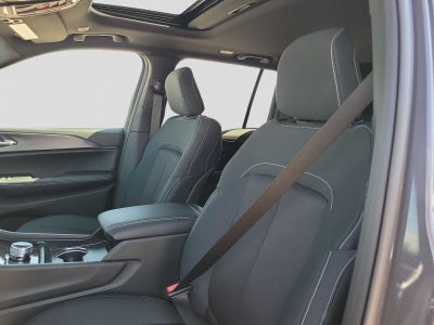 2026 Jeep Grand Cherokee GRAND CHEROKEE LAREDO X 4X4