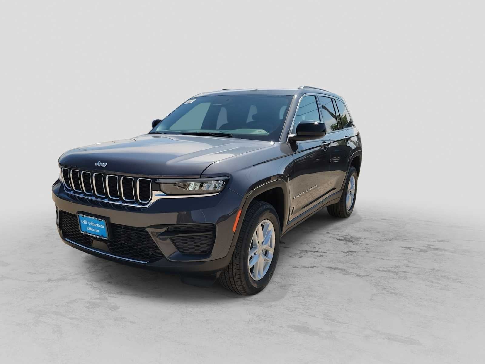 2026 Jeep Grand Cherokee GRAND CHEROKEE LAREDO X 4X4