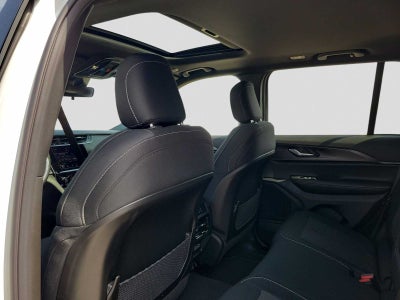 2026 Jeep Grand Cherokee GRAND CHEROKEE LAREDO X 4X4