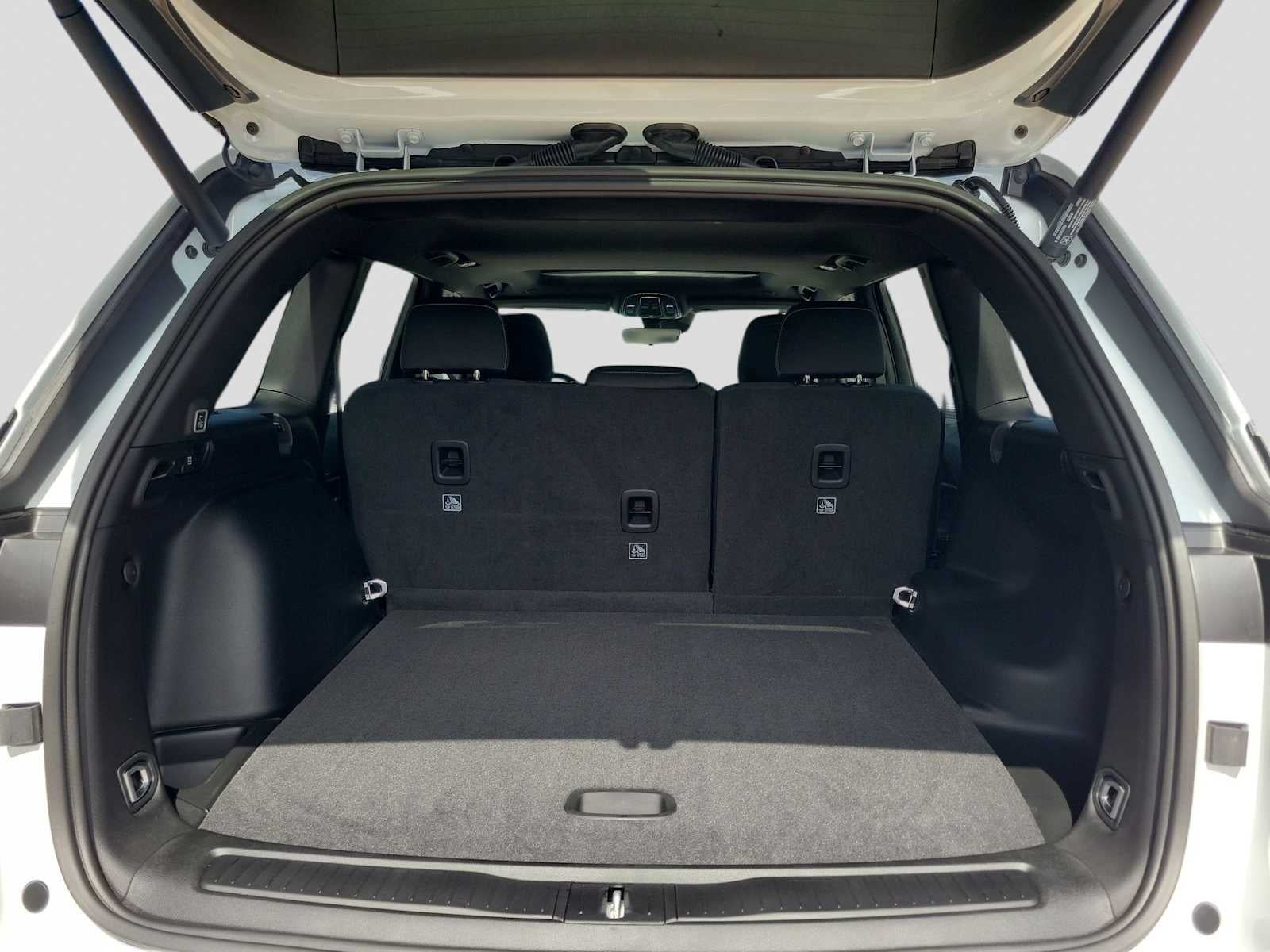 2026 Jeep Grand Cherokee GRAND CHEROKEE LAREDO X 4X4