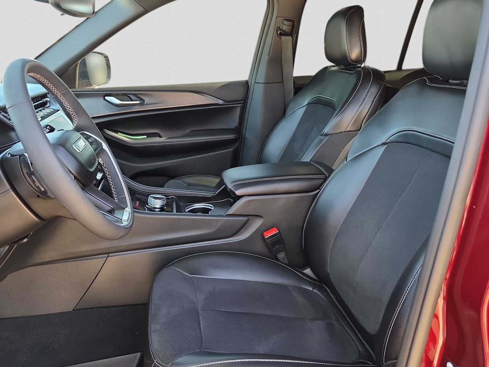 2024 Jeep Grand Cherokee Altitude 4x4