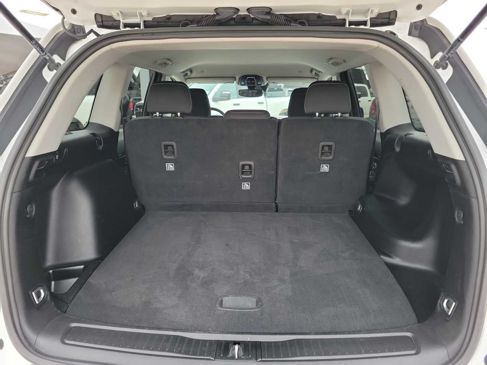 2023 Jeep Grand Cherokee Laredo 4x4