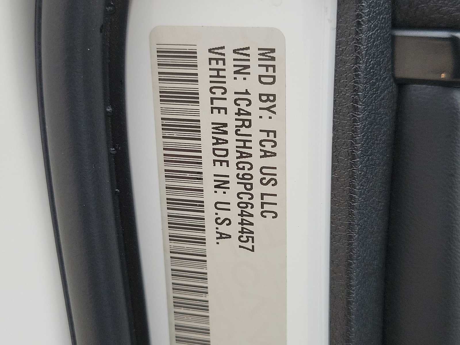 2023 Jeep Grand Cherokee Laredo 4x4