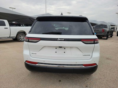 2023 Jeep Grand Cherokee Laredo 4x4