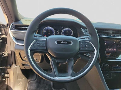 2025 Jeep Grand Cherokee GRAND CHEROKEE LAREDO X 4X4