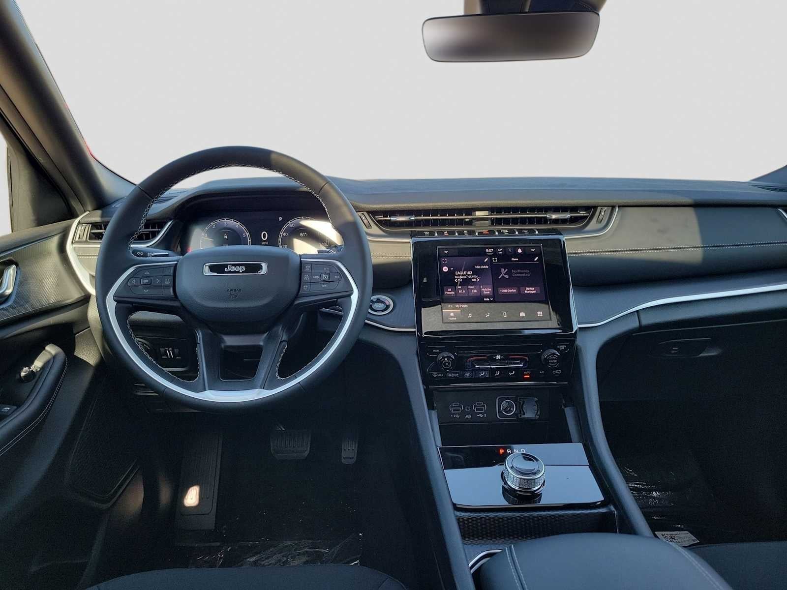 2025 Jeep Grand Cherokee L GRAND CHEROKEE L LAREDO X 4X2