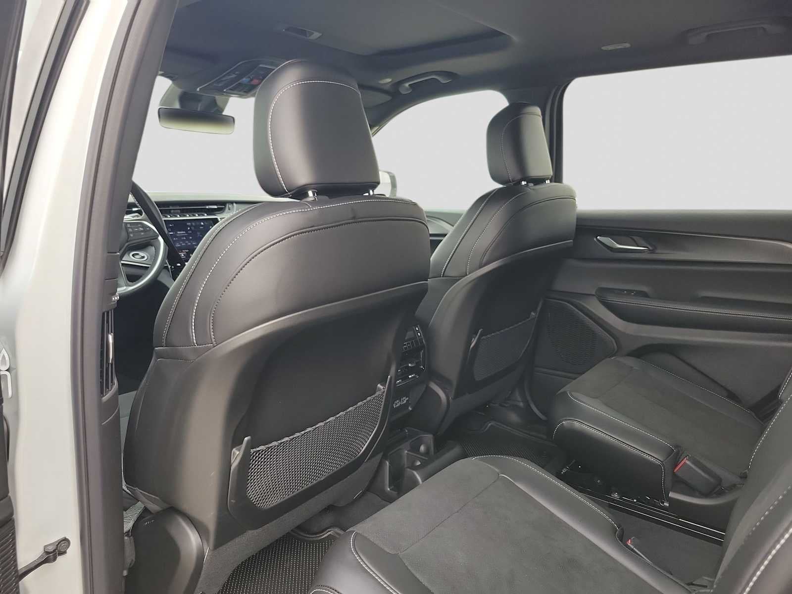 2025 Jeep Grand Cherokee L GRAND CHEROKEE L ALTITUDE X 4X2