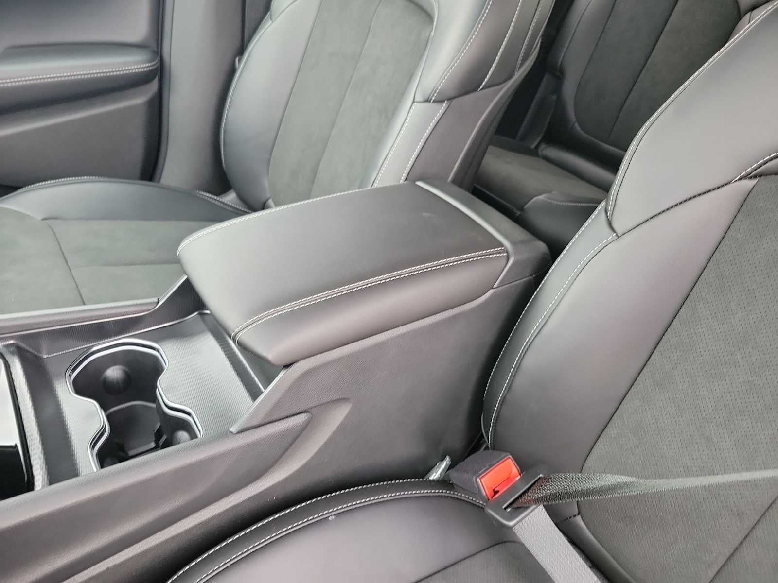 2025 Jeep Grand Cherokee L GRAND CHEROKEE L ALTITUDE X 4X2