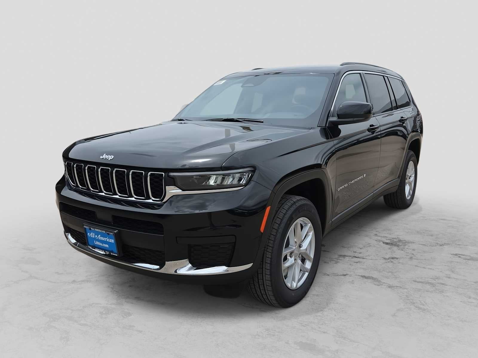 2026 Jeep Grand Cherokee L Laredo X's photo