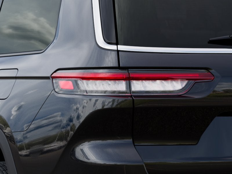 2026 Jeep Grand Cherokee L GRAND CHEROKEE L LAREDO X 4X2