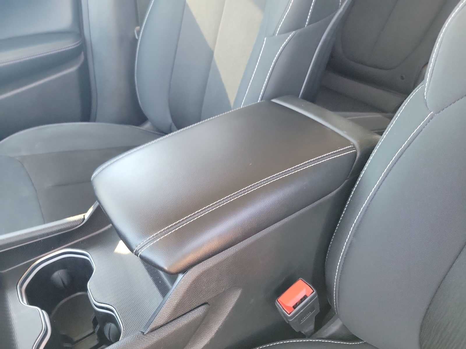 2023 Jeep Grand Cherokee L Laredo 4x2