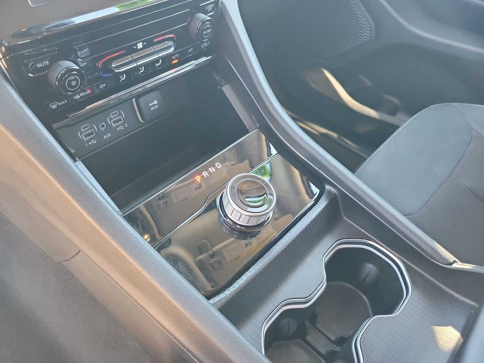 2023 Jeep Grand Cherokee L Laredo 4x2