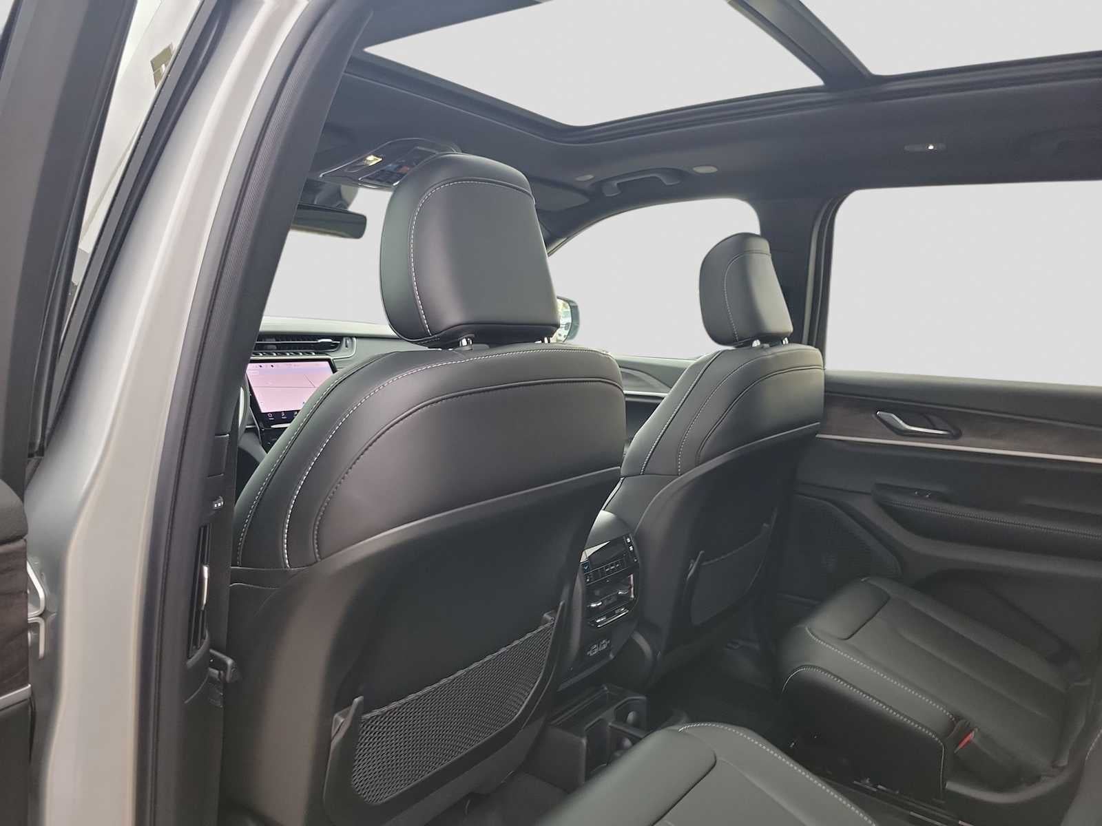 2025 Jeep Grand Cherokee L GRAND CHEROKEE L LIMITED 4X2