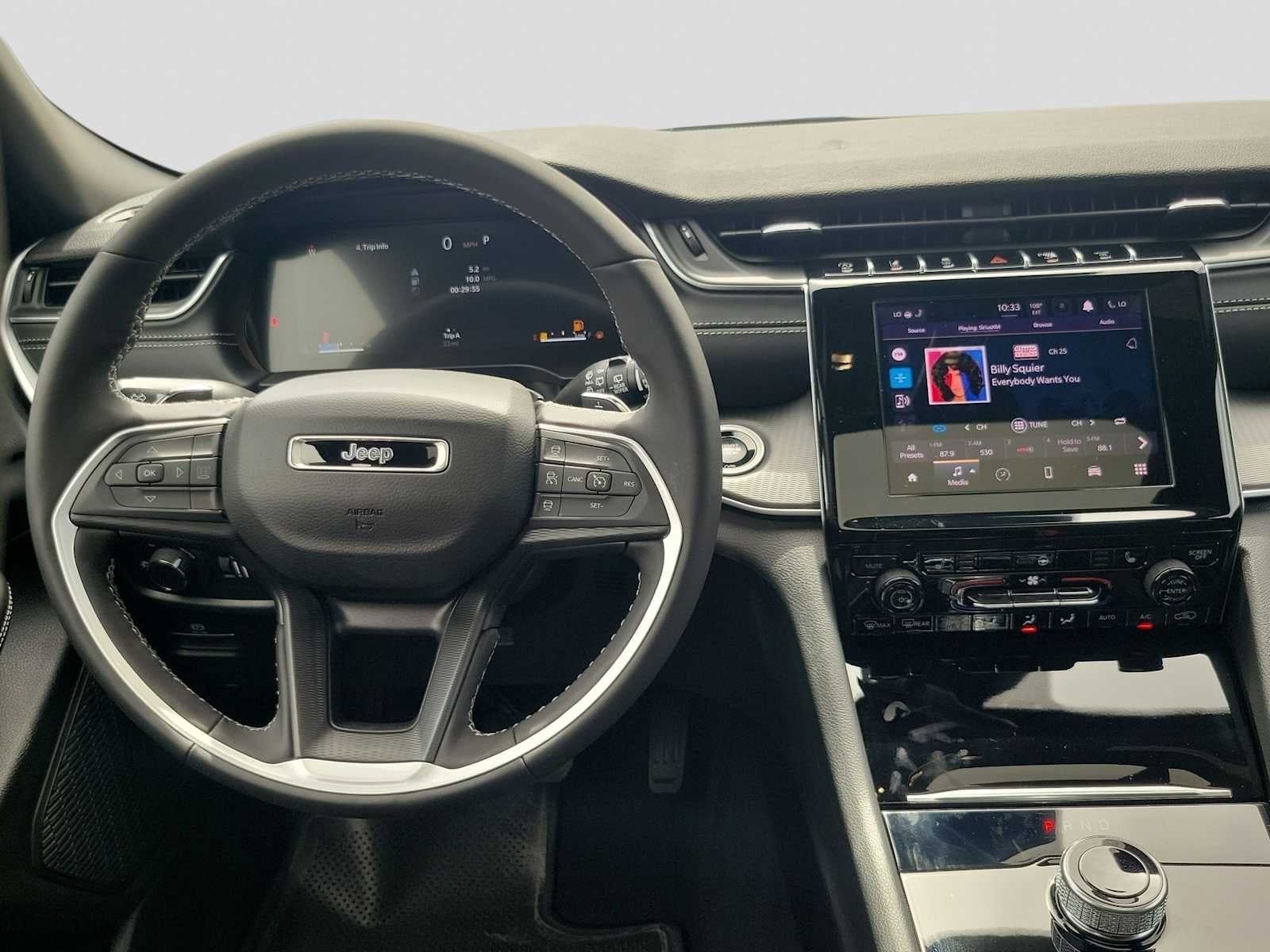 2026 Jeep Grand Cherokee L GRAND CHEROKEE L LAREDO X 4X4