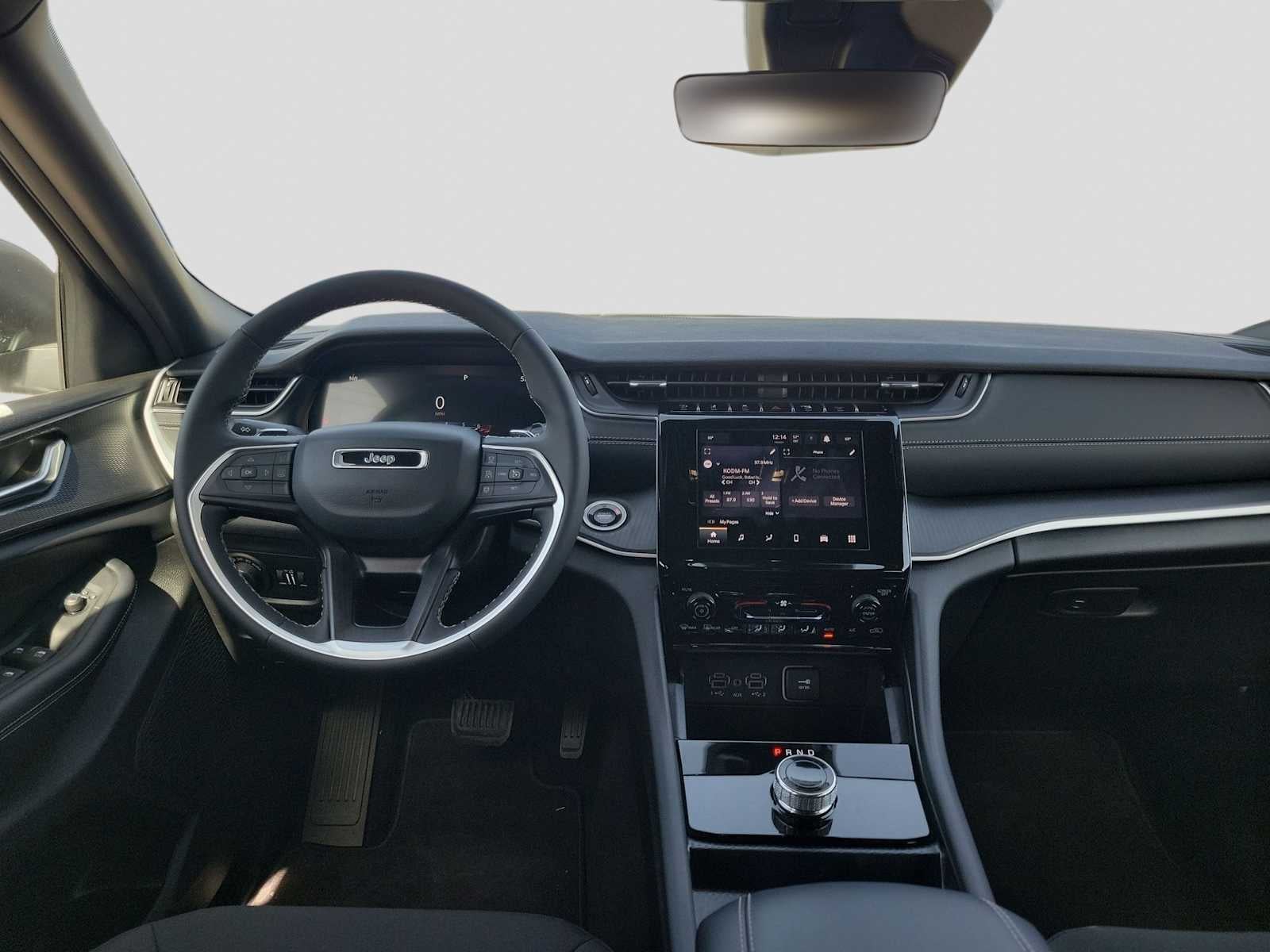 2025 Jeep Grand Cherokee GRAND CHEROKEE L LAREDO 4X4