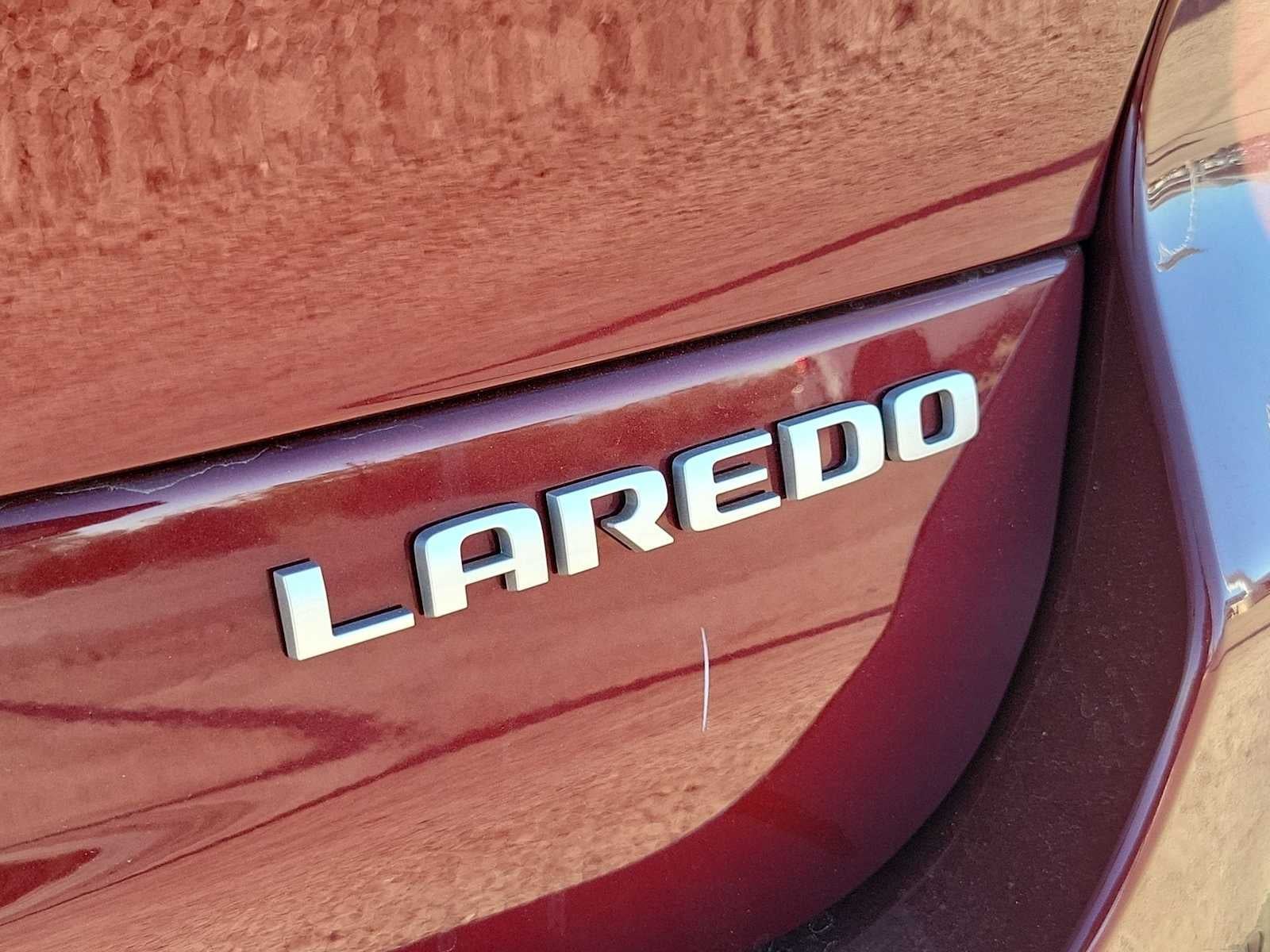 2025 Jeep Grand Cherokee L GRAND CHEROKEE L LAREDO X 4X4