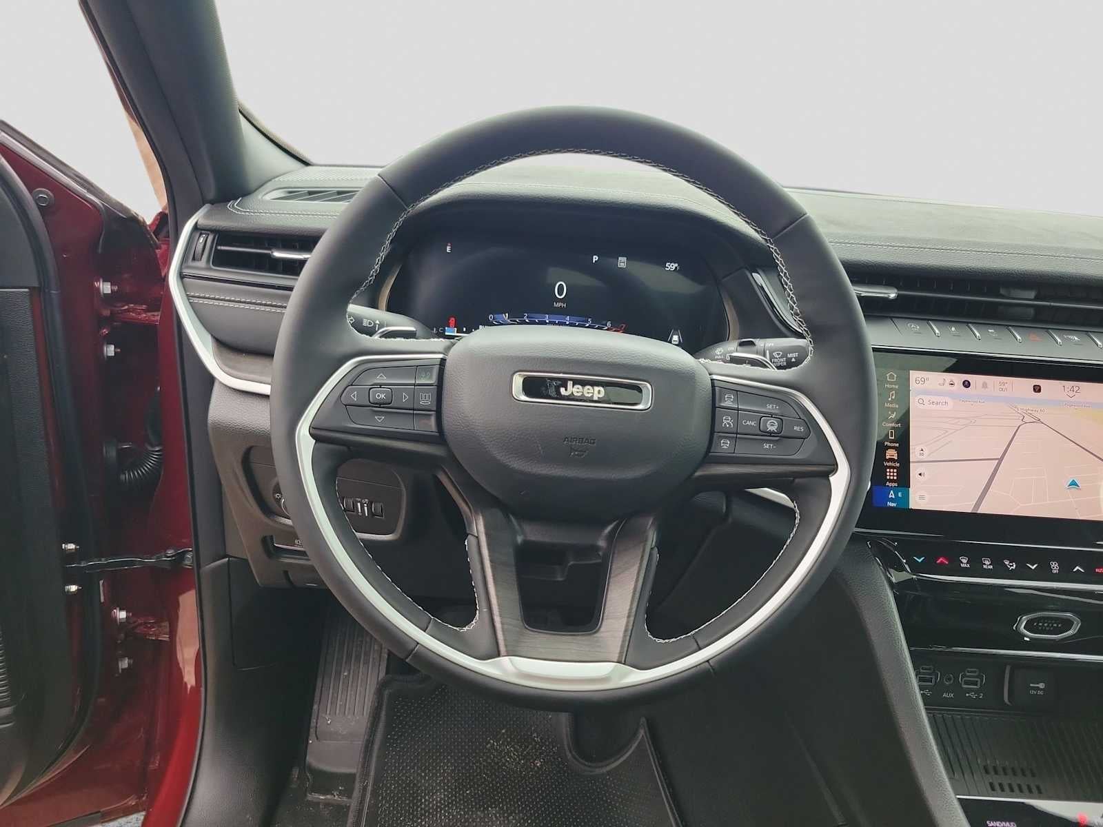 2026 Jeep Grand Cherokee GRAND CHEROKEE L LAREDO ALTITUDE 4X4