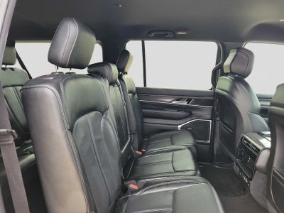 2024 Jeep Wagoneer L Series II 4x2