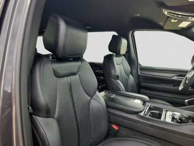 2024 Jeep Wagoneer L Series II 4x2