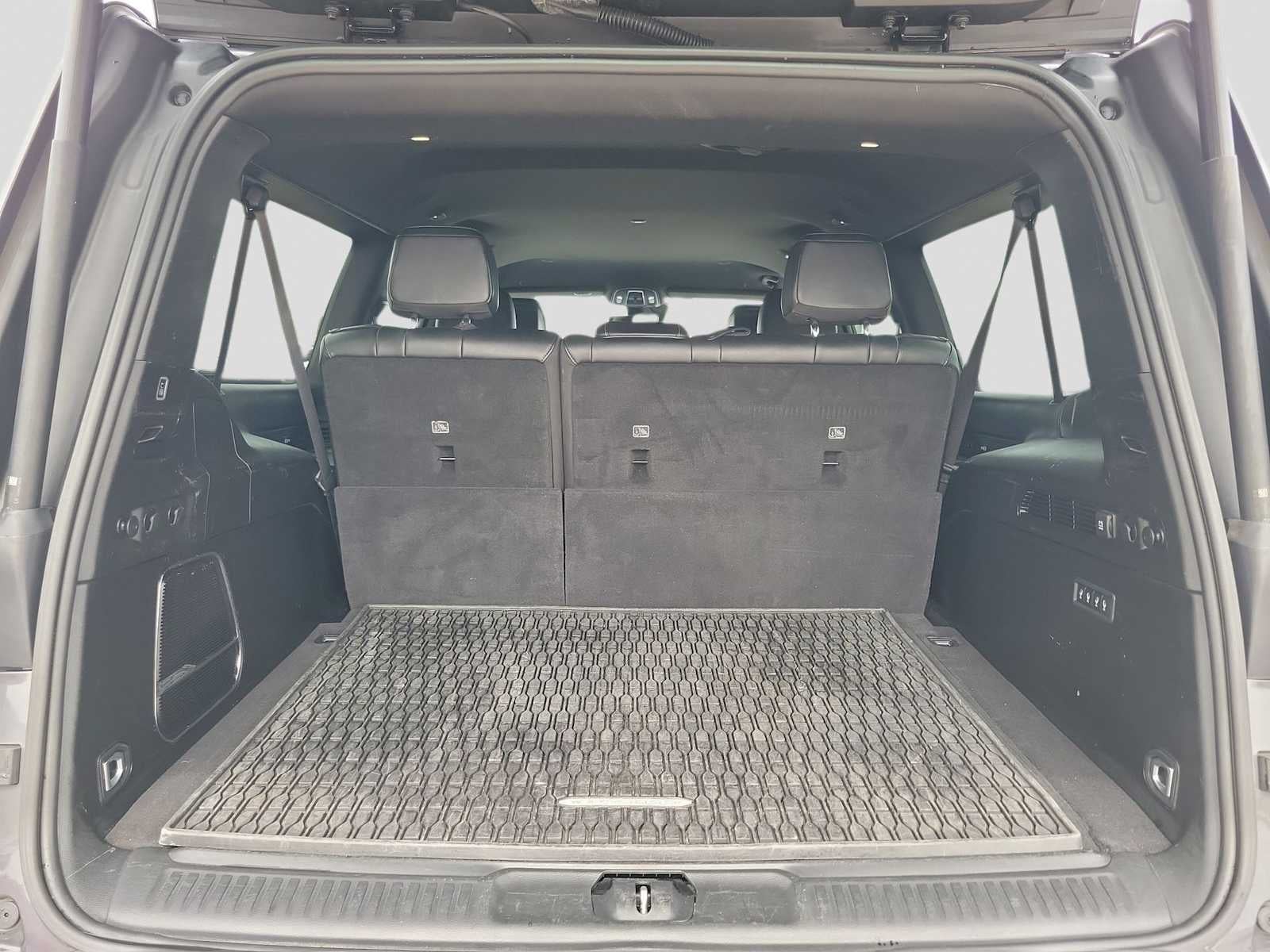 2024 Jeep Wagoneer L Series II 4x2