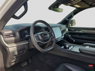 2024 Jeep Wagoneer L Series II 4x2
