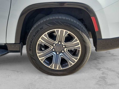 2024 Jeep Wagoneer L Series II 4x2