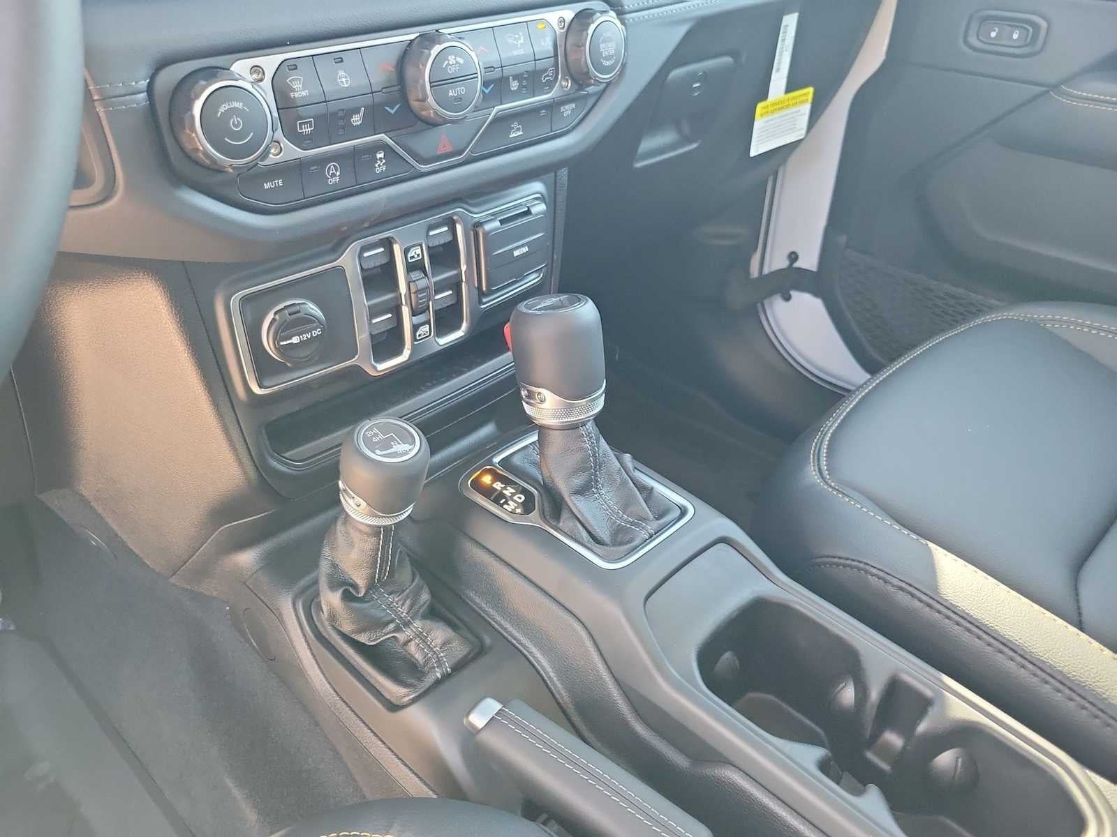 2026 Jeep Gladiator GLADIATOR TEXAS TRAIL 4X4