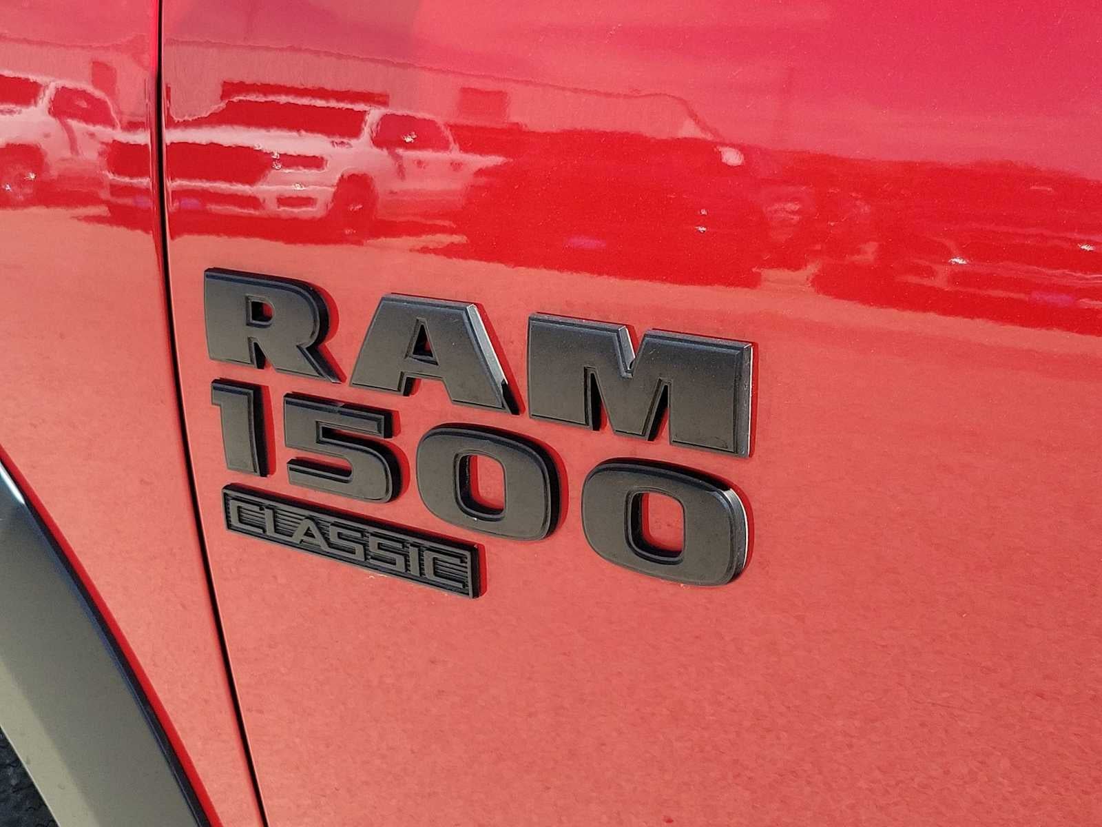 2024 RAM 1500 Classic Warlock Crew Cab 4x2 5'7' Box