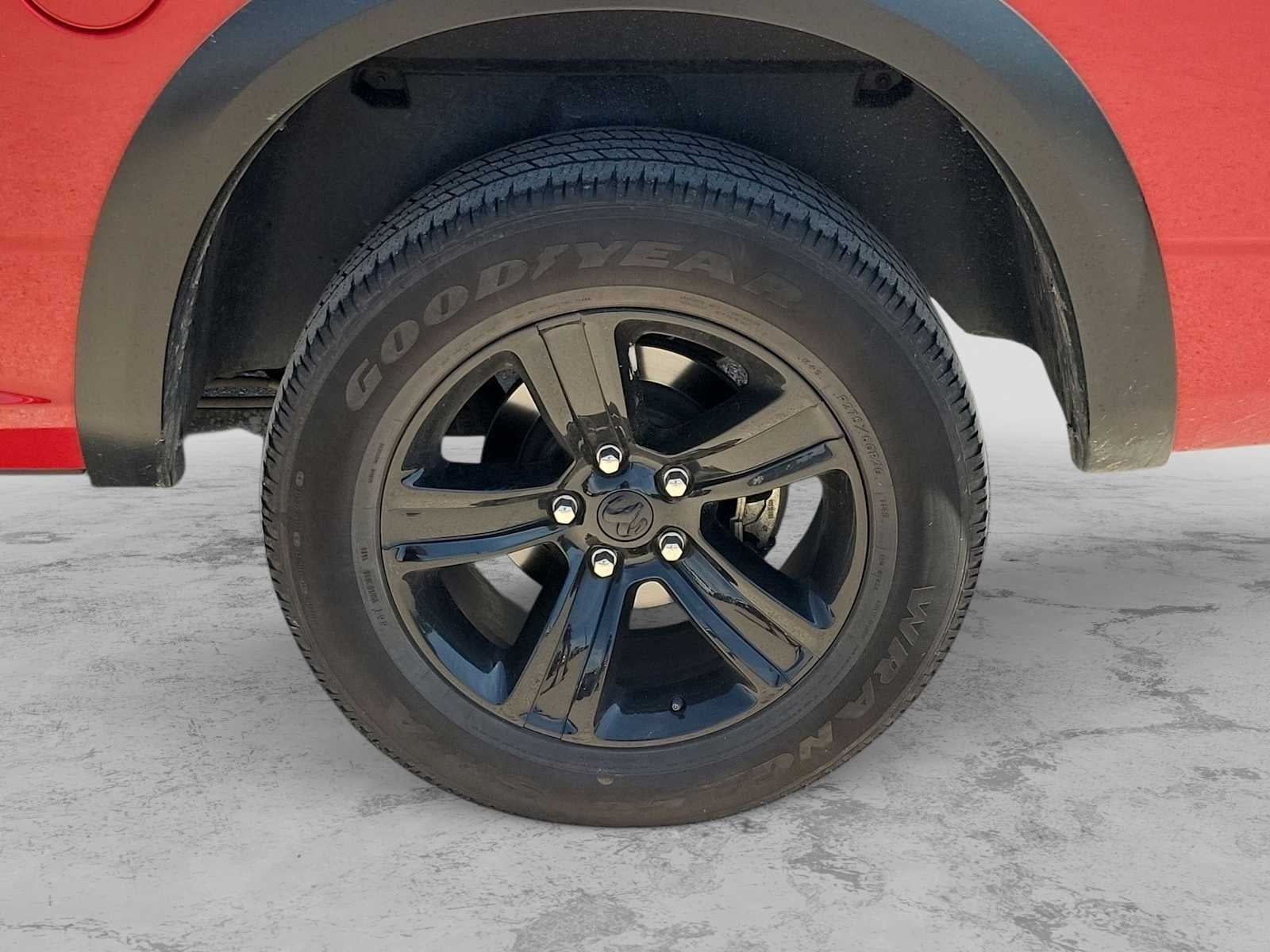 2024 RAM 1500 Classic Warlock Crew Cab 4x2 5'7' Box